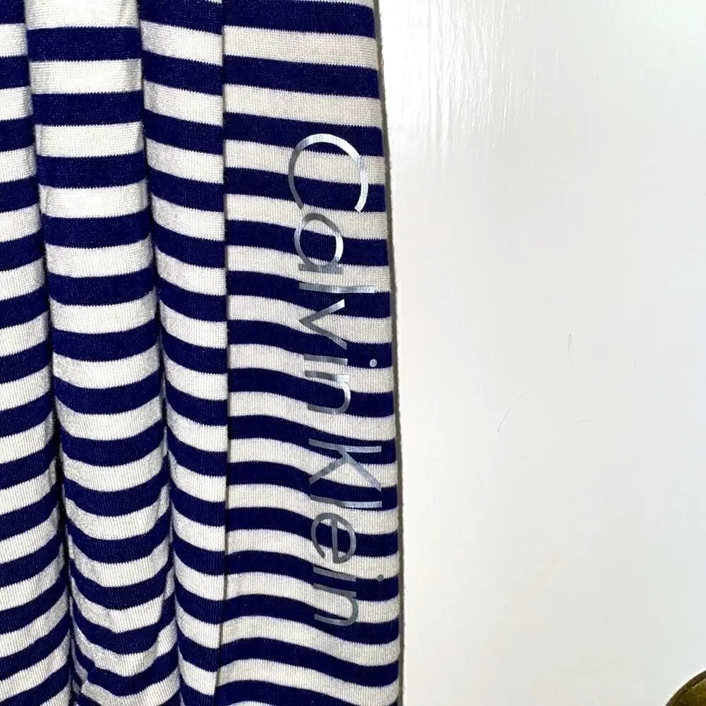 Calvin Klein navy & white stripe soft infinity